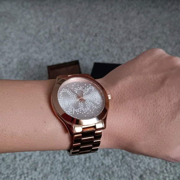 RARE! Michael Kors Rose Gold Slim Runway Watch - Picture 7 of 12